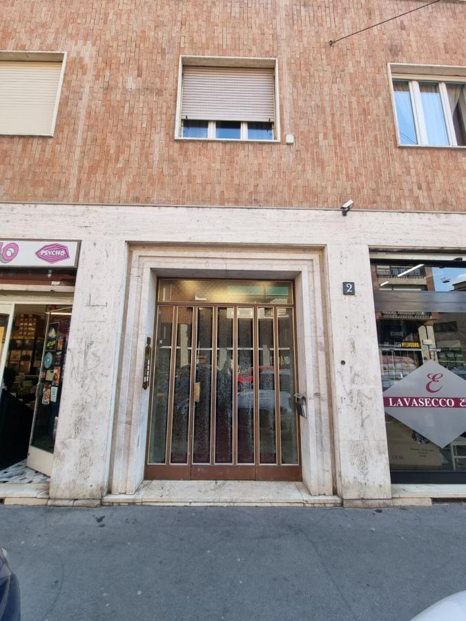 Spazioso Appartamento Con Terrazzo Navigli , Bocconi Milán Exteriér fotografie